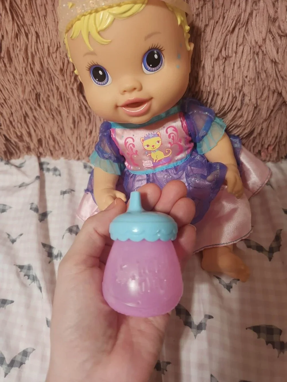 Baby Alive Sips 'N Tinkles Princess (Blonde hair version) by Hasbro, 2011